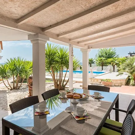 Holiday 斯普利特