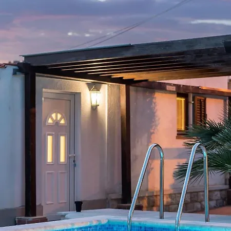 Вилла Holiday Сплит